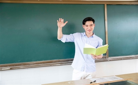 青岛考教师资格证的条件